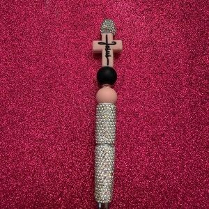 Elegant Pink and Black Beaded Pen
